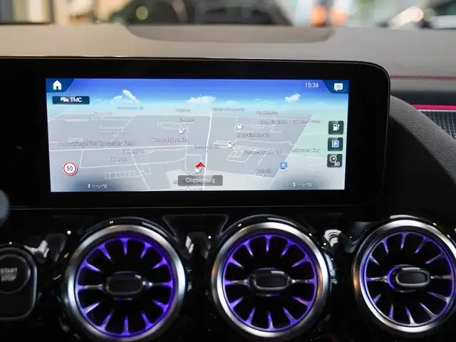 Mercedes-Benz EQA 300