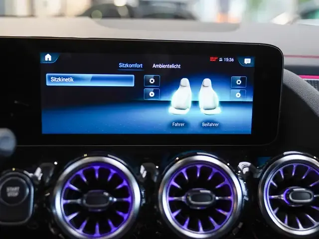 Mercedes-Benz EQA 300