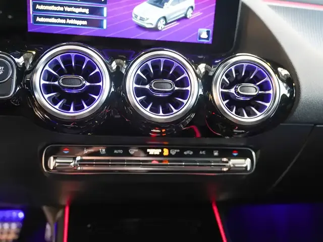 Mercedes-Benz EQA 300