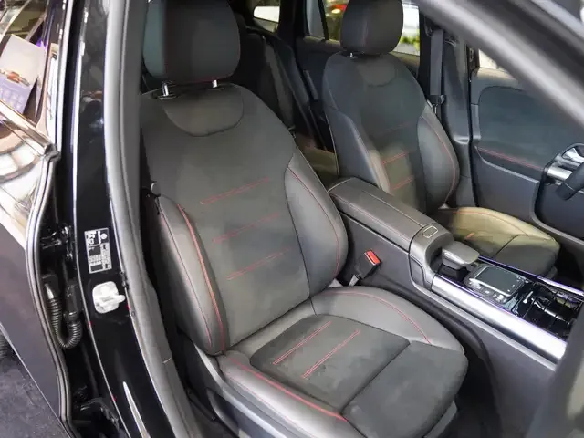 Mercedes-Benz EQA 300