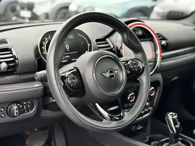 MINI Cooper Clubman