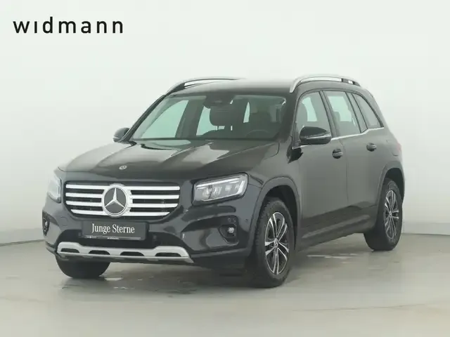 Mercedes-Benz GLB 180