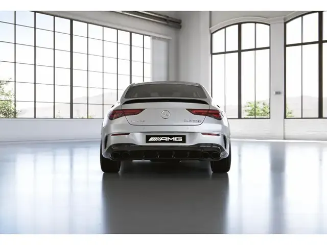 Mercedes-Benz CLA 45 AMG