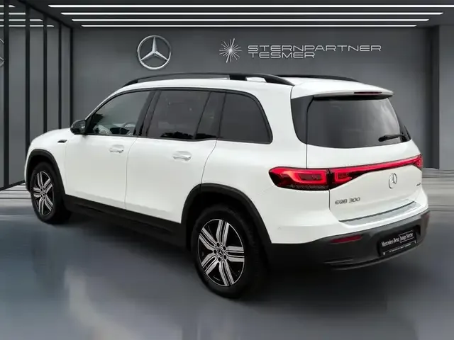 Mercedes-Benz EQB 300