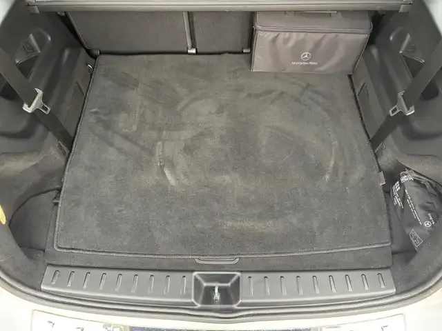 Mercedes-Benz EQB 300