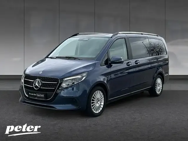 Mercedes-Benz V 220