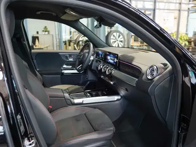 Mercedes-Benz EQB 350