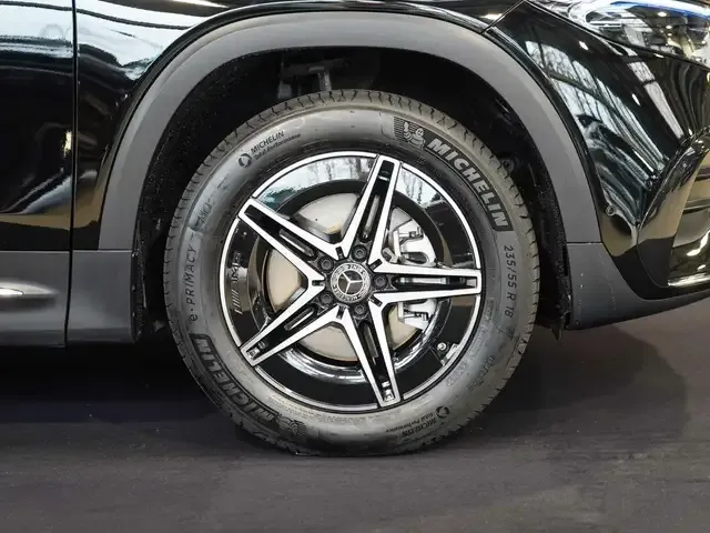 Mercedes-Benz EQB 350