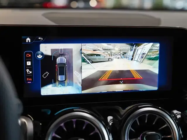 Mercedes-Benz EQB 350