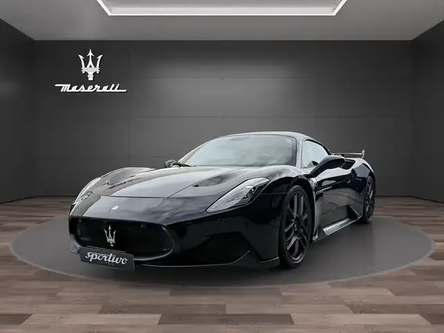 Maserati MC20