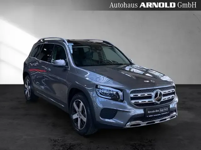 Mercedes-Benz GLB 200