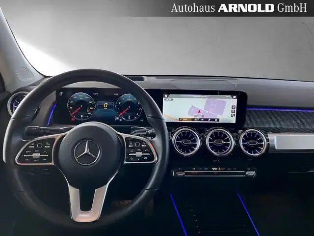 Mercedes-Benz GLB 200