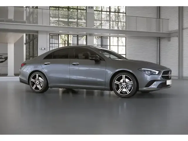 Mercedes-Benz CLA 220