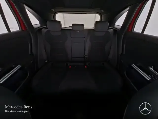Mercedes-Benz EQA 300