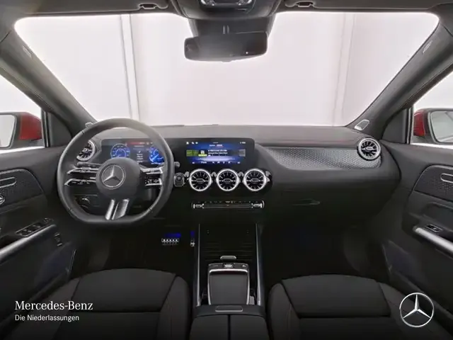 Mercedes-Benz EQA 300