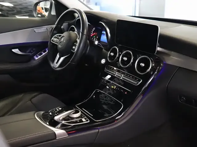 Mercedes-Benz C 220