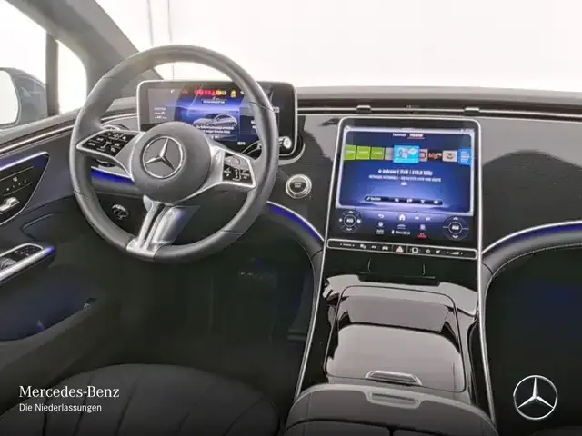 Mercedes-Benz EQE 300