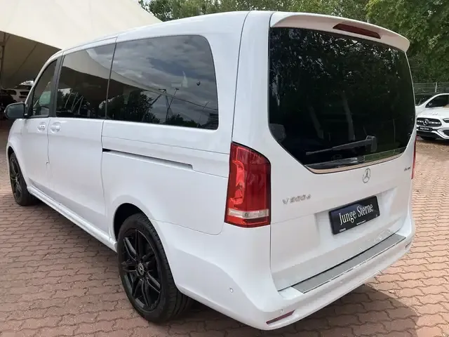 Mercedes-Benz V 300