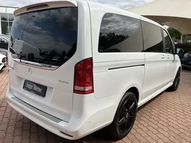 Mercedes-Benz V 300