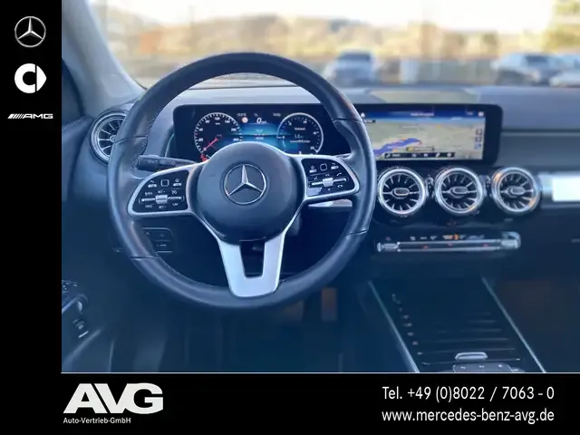 Mercedes-Benz GLB 200