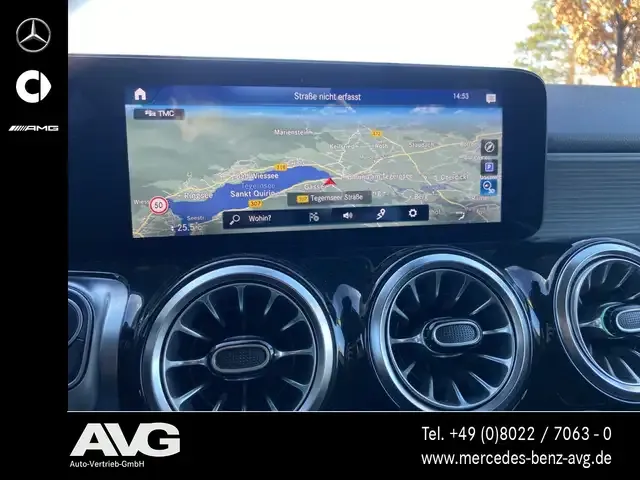 Mercedes-Benz GLB 200