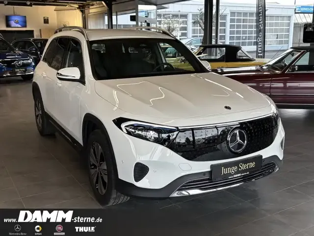 Mercedes-Benz EQB 300