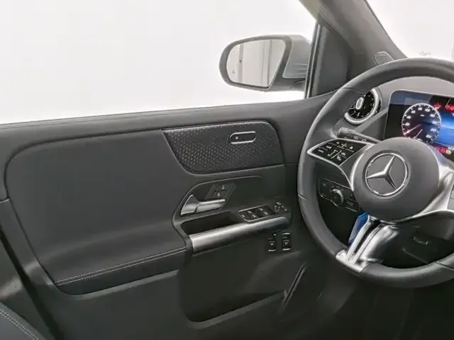 Mercedes-Benz B 250