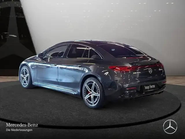 Mercedes-Benz EQE 43