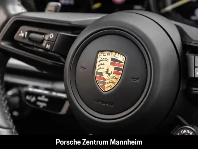 Porsche 992