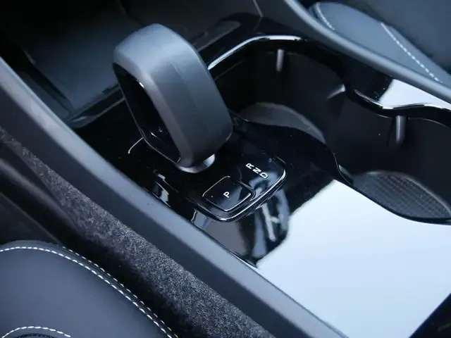 Volvo EX40