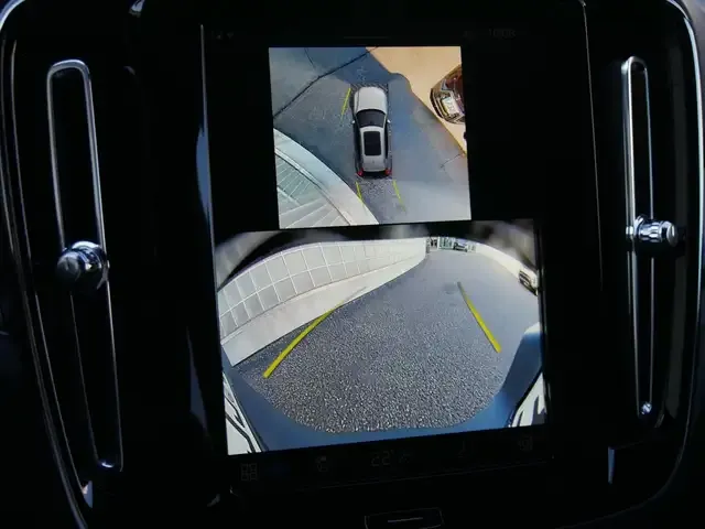 Volvo EX40