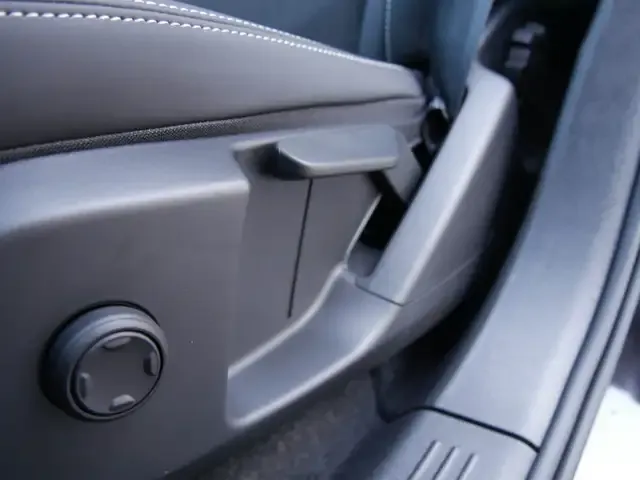 Volvo EX40