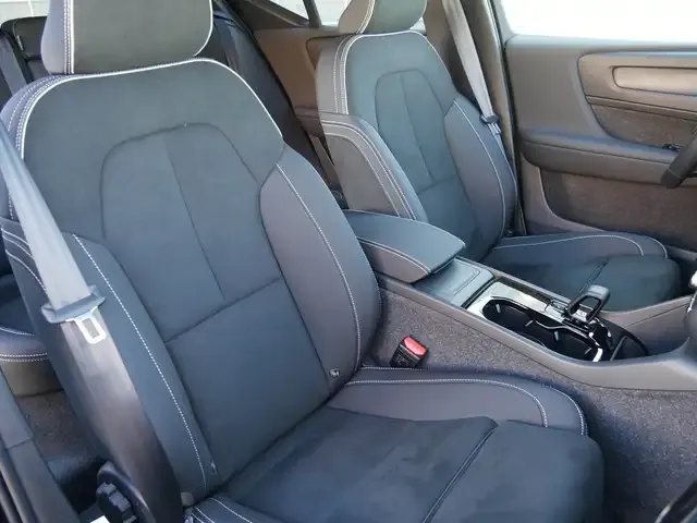 Volvo EX40