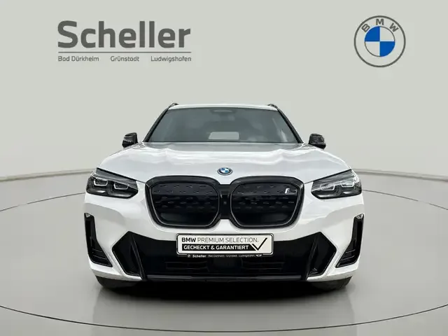 BMW iX3
