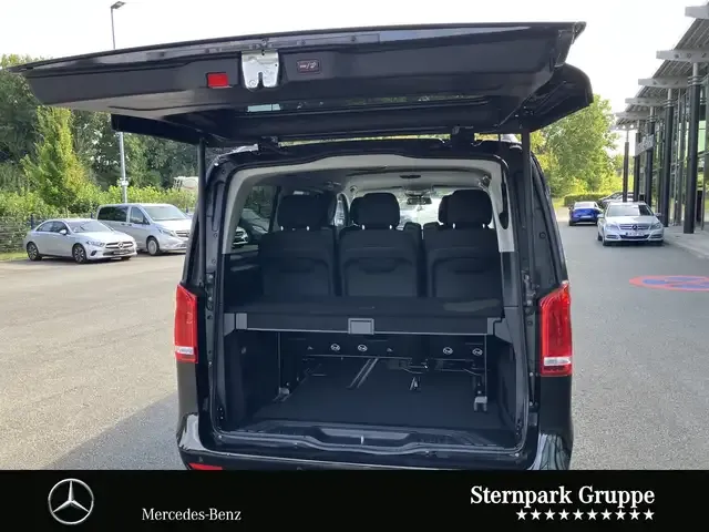 Mercedes-Benz V 250