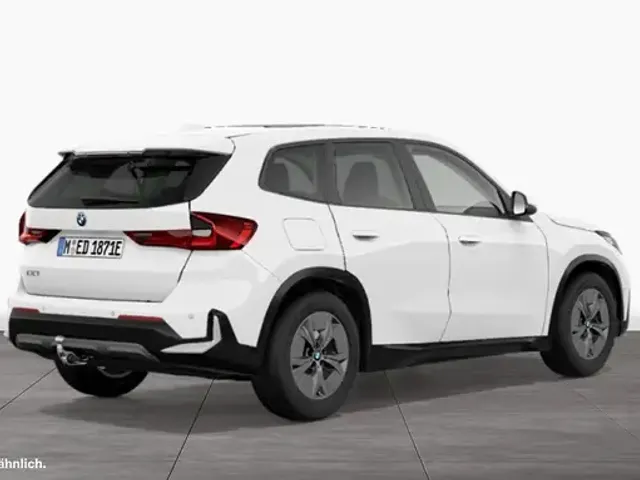 BMW iX1