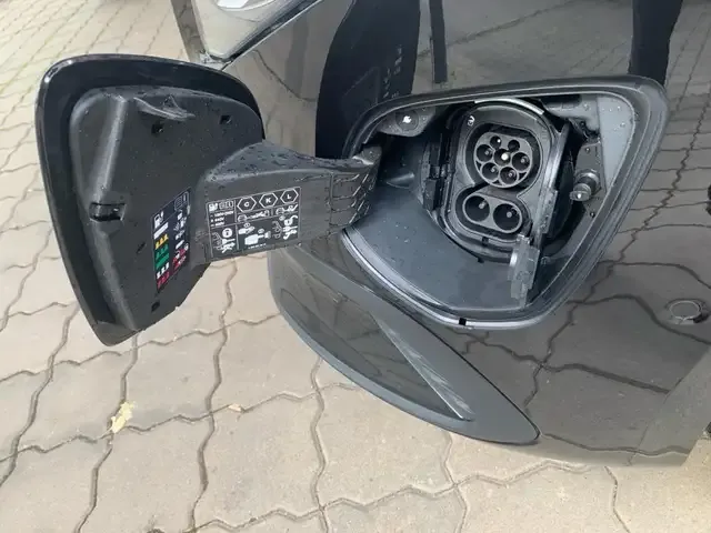 Mercedes-Benz EQV 300