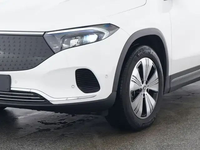 Mercedes-Benz EQA 300
