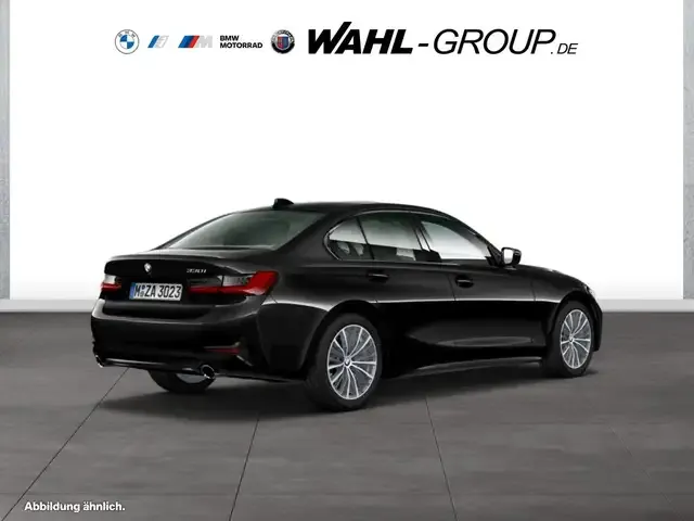 BMW 330