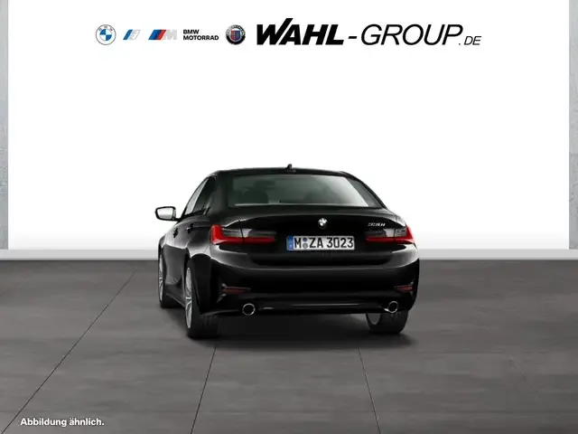 BMW 330