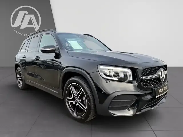 Mercedes-Benz GLB 200