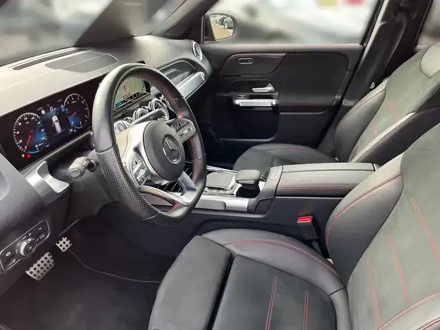 Mercedes-Benz GLB 200