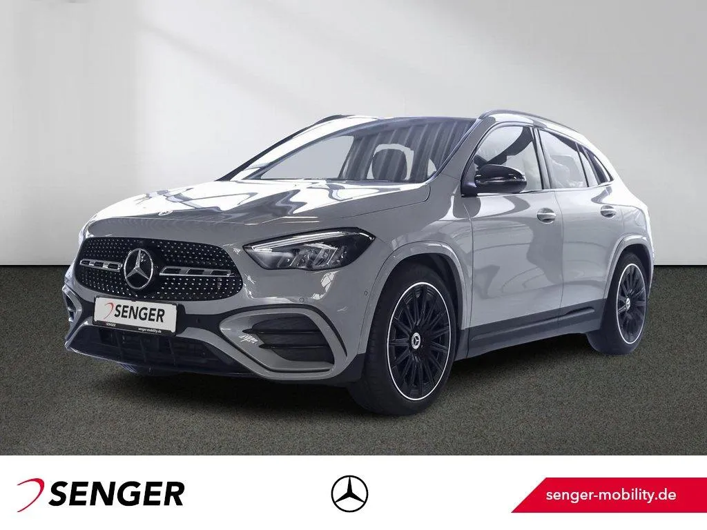 Mercedes-Benz GLA 200