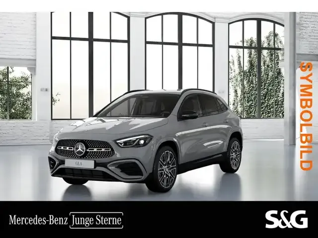 Mercedes-Benz GLA 200