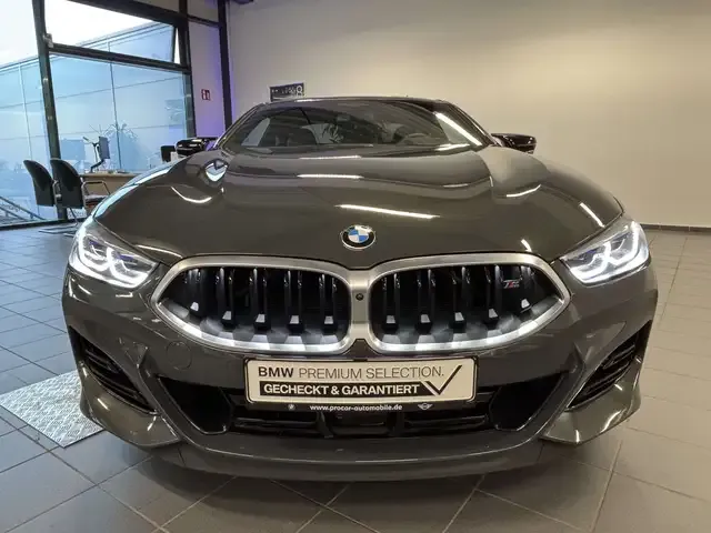 BMW M850