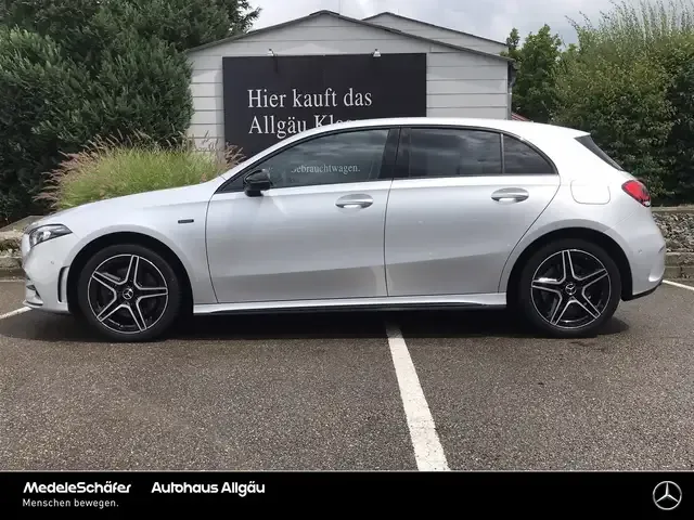 Mercedes-Benz A 250