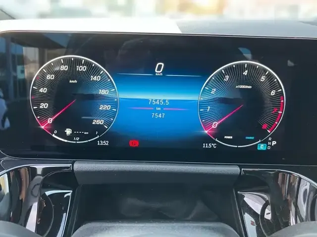 Mercedes-Benz GLA 180