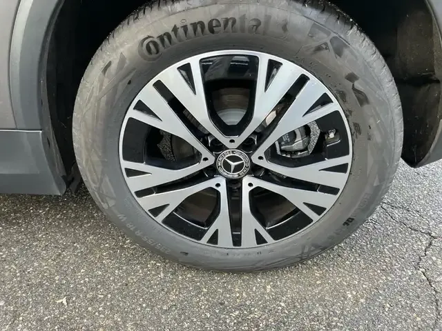 Mercedes-Benz GLA 180