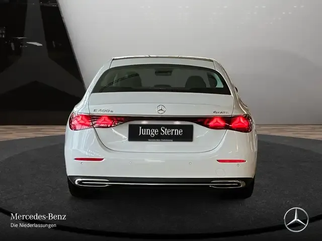 Mercedes-Benz E 400