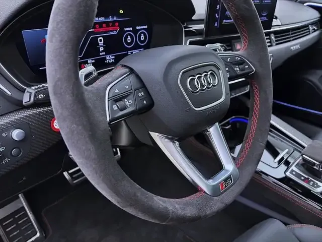 Audi RS4